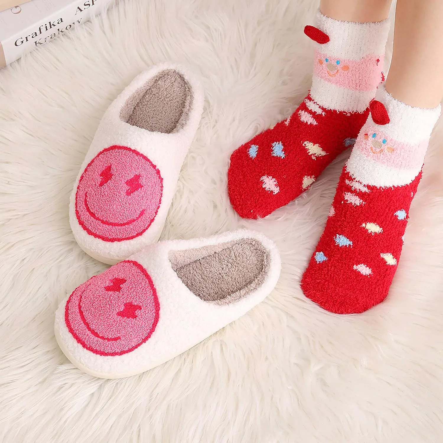 Bad Cute Bunny Slippers for Women Men Soft Fuzzy Slippers Warm Cozy Love Heart Slippers Plush Slip-On House Slippers