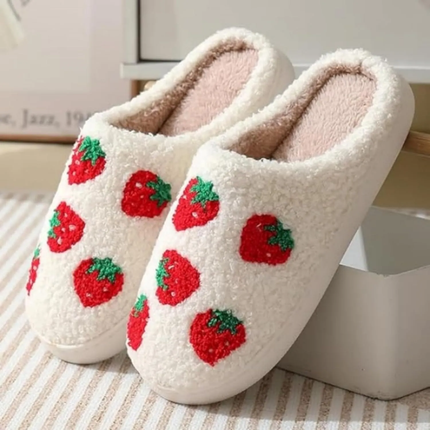 bolukets House Slippers for Women and Men, Retro Soft Warm Fuzzy Cherry Slippers, Casual Couple Fluffy Winter Strawberry Slippers for Indoor Bedroom