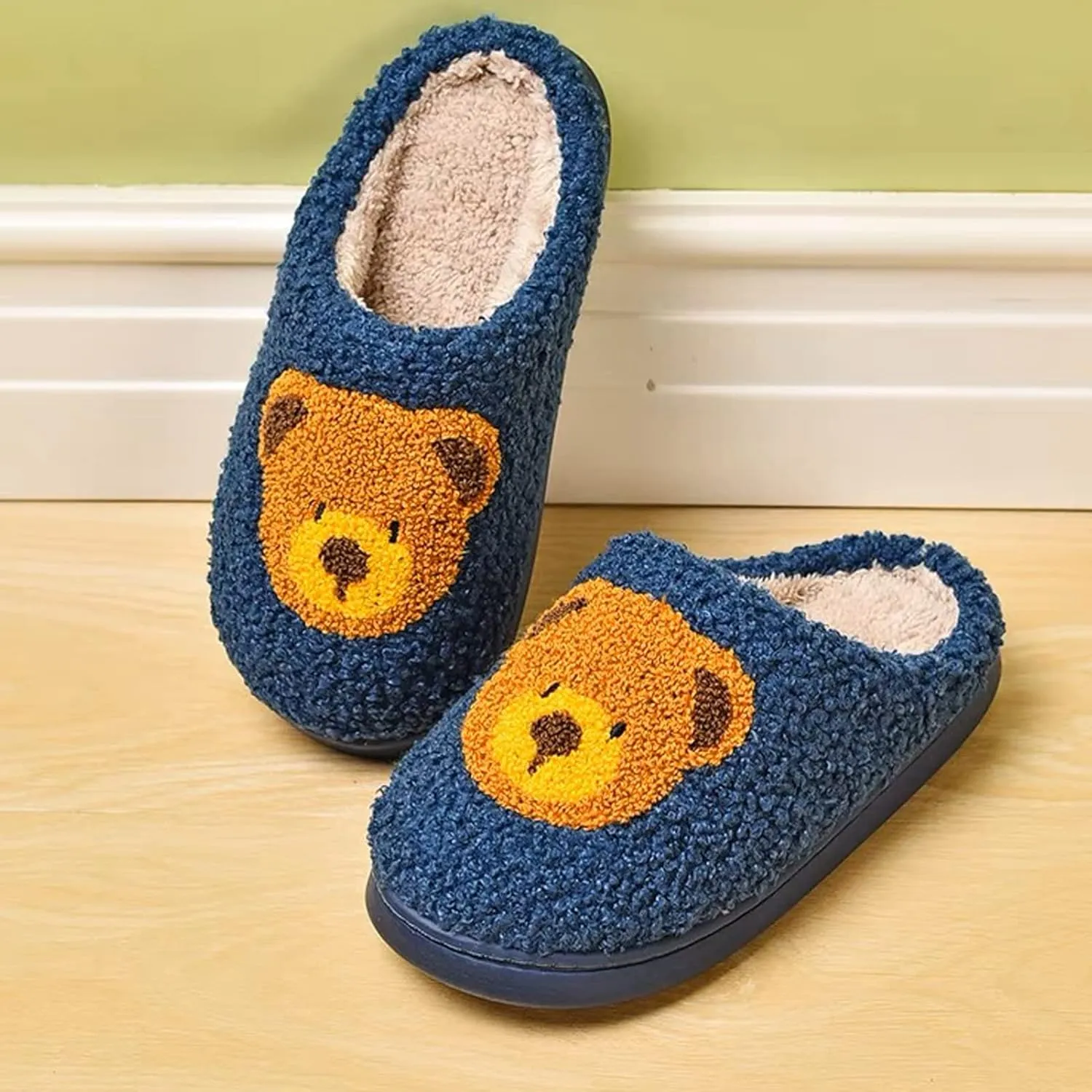Christmas Slippers Reindeer Slippers for Women and Men Holiday Halloween Slippers Indoor Bedroom Fluffy Warm Fleece Slippers Winter Soft Cozy Home Non-Slip Soft Plush Slip-on Wool Lined House Shoes
