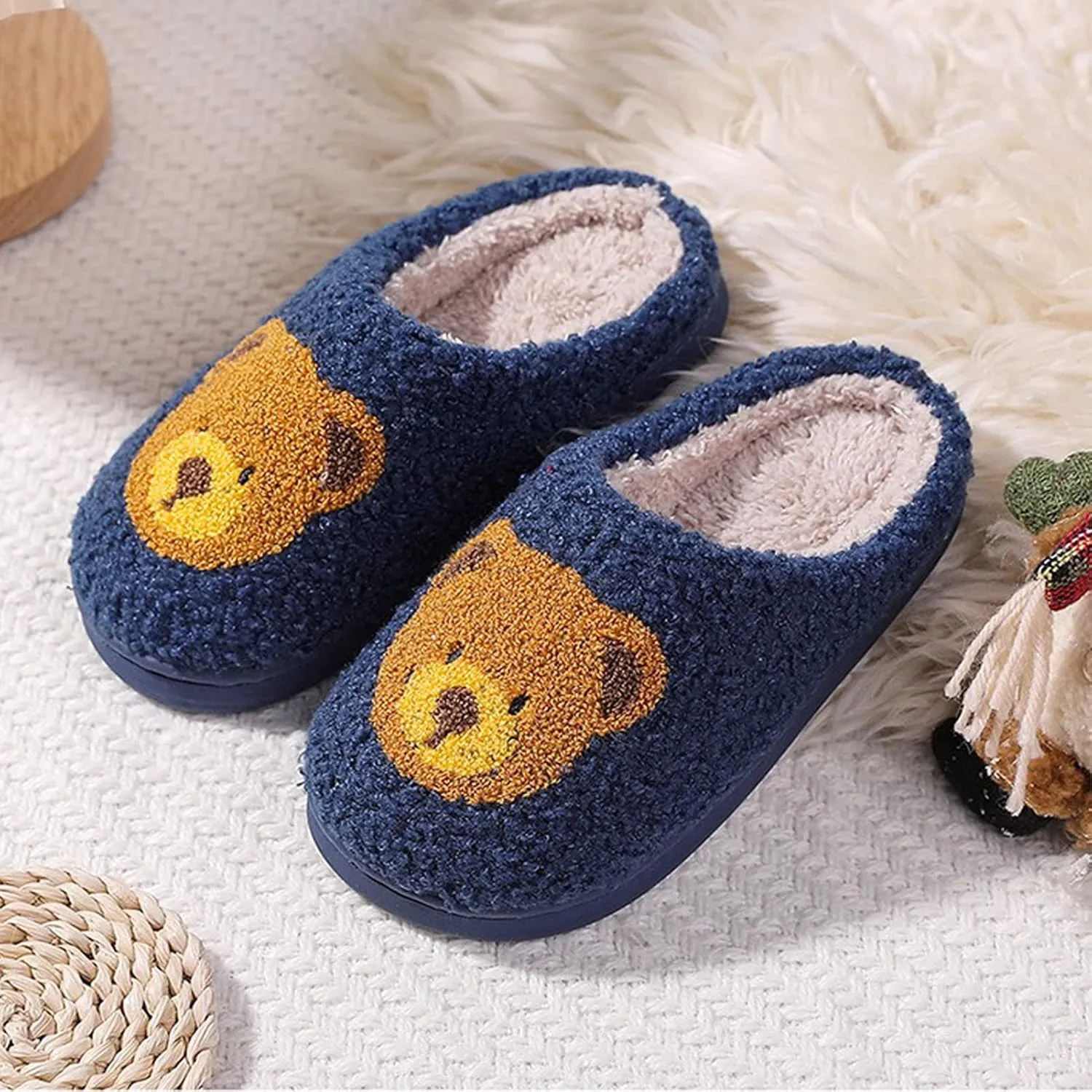 Christmas Slippers Reindeer Slippers for Women and Men Holiday Halloween Slippers Indoor Bedroom Fluffy Warm Fleece Slippers Winter Soft Cozy Home Non-Slip Soft Plush Slip-on Wool Lined House Shoes