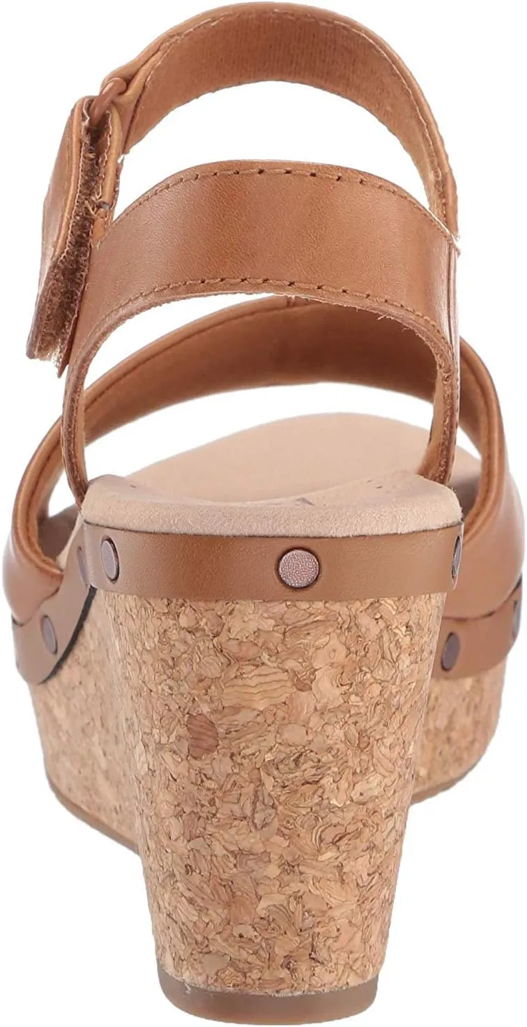 Clarks Women's Annadel Clover Wedge Sandal