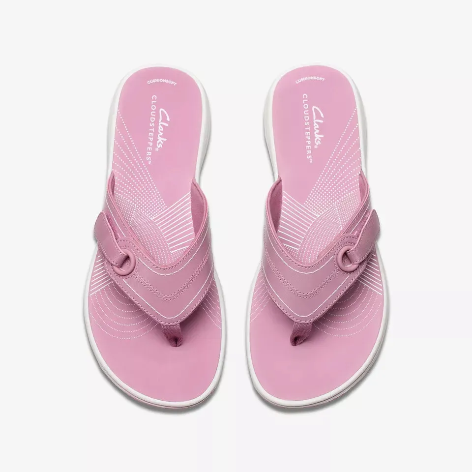 Clarks Women's Breeze Reyna Raspberry 26181817