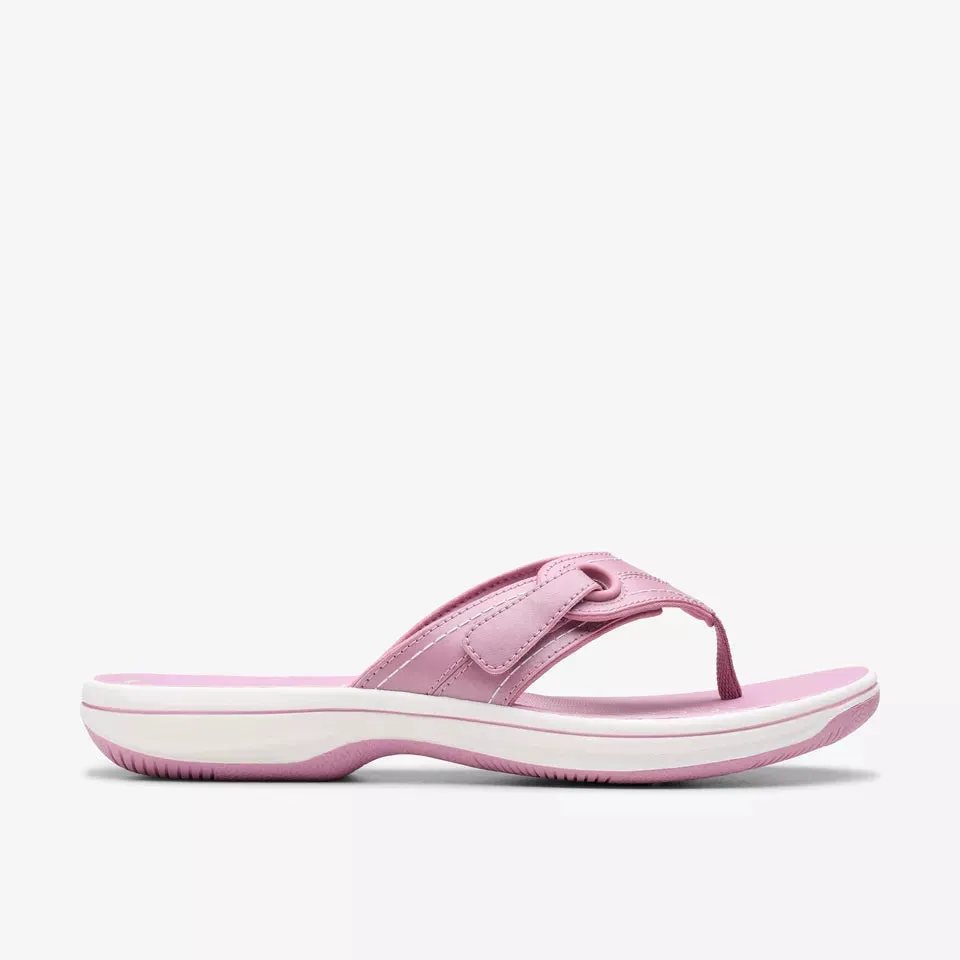 Clarks Women's Breeze Reyna Raspberry 26181817