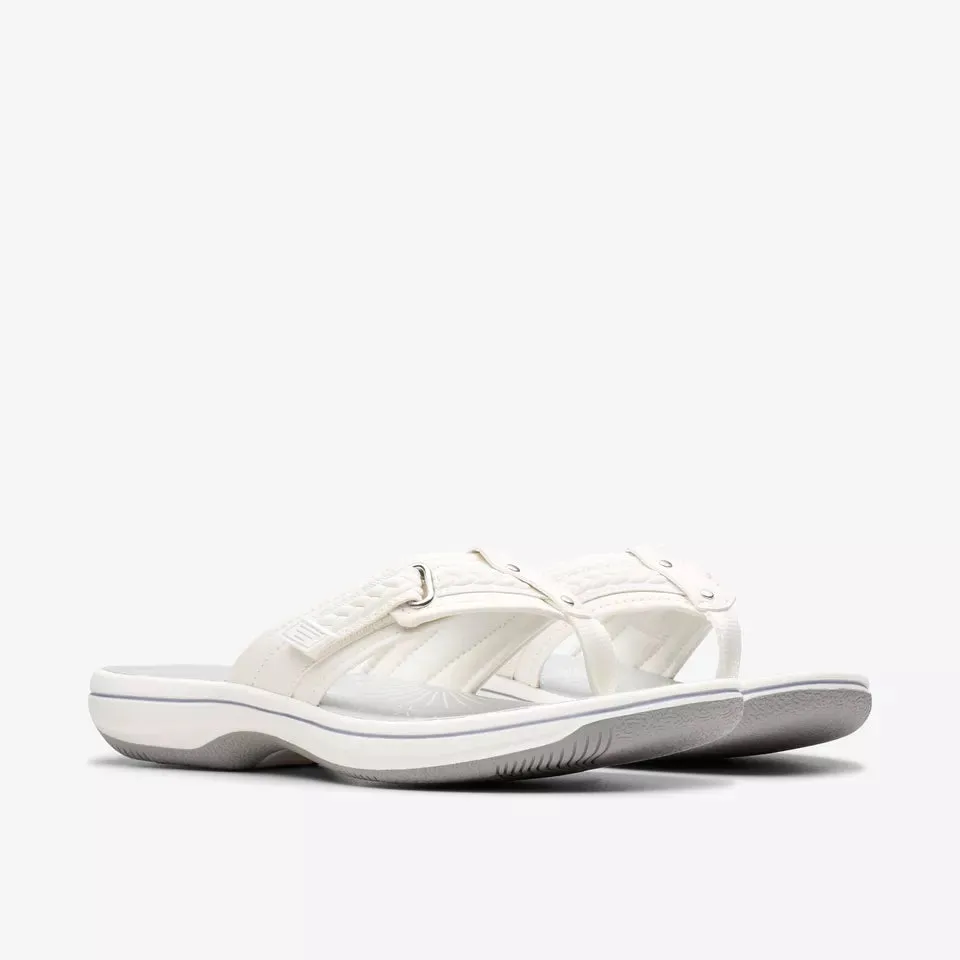 Clarks Women's BreezeLux White 26181846