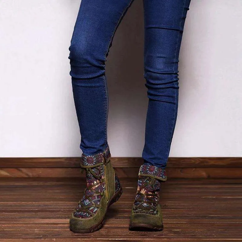 Comfortable and fashionable orthopedic Boots