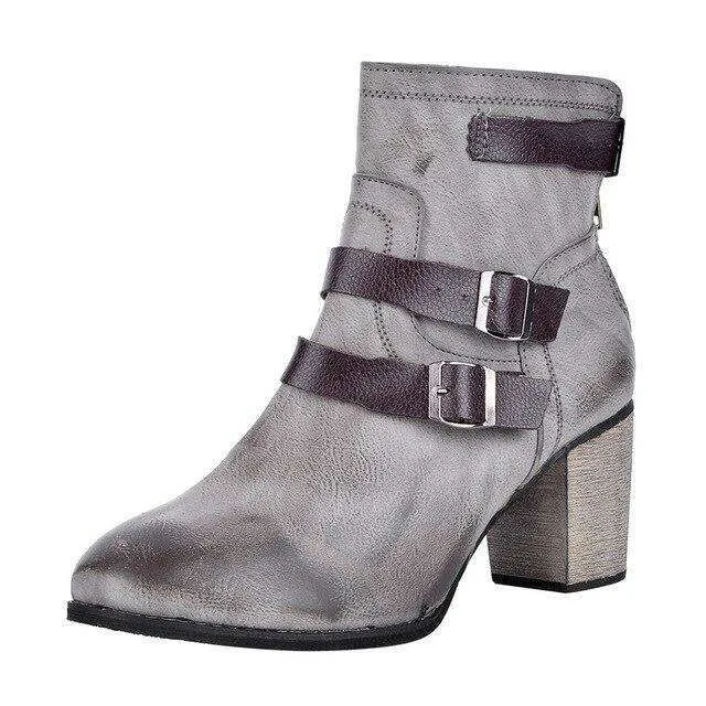 Comfortable and versatile orthopedic Boots