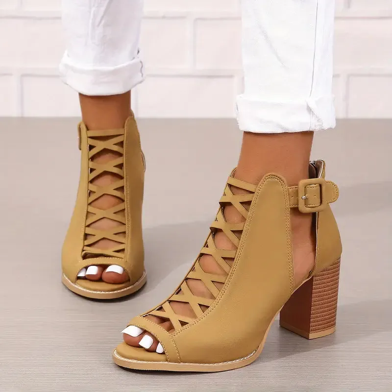 Comfortable and versatile orthopedic summer Sandals