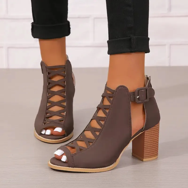 Comfortable and versatile orthopedic summer Sandals