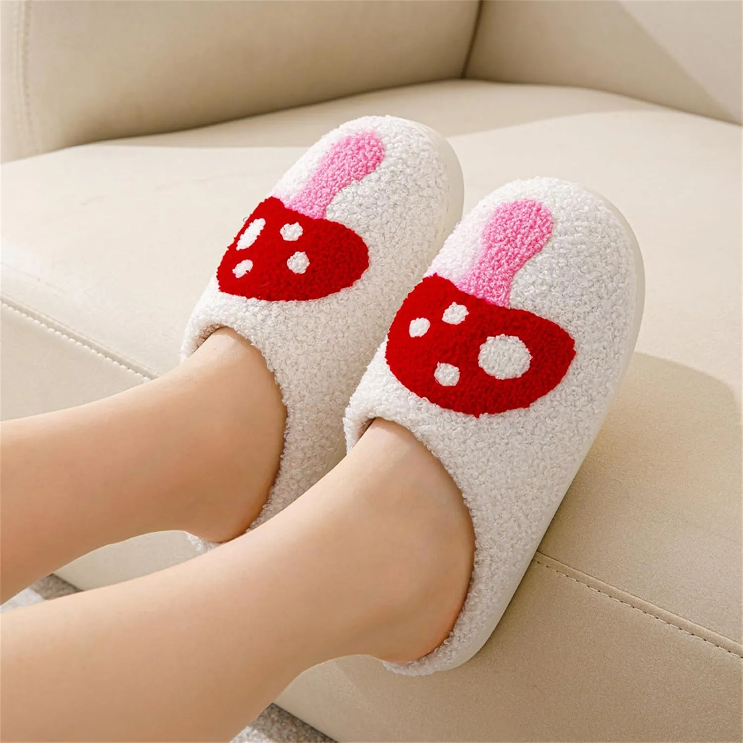 Cute Strawberry Pattern Women's Bedroom Slippers - Warm, Soft, Fuzzy, Non-Slip