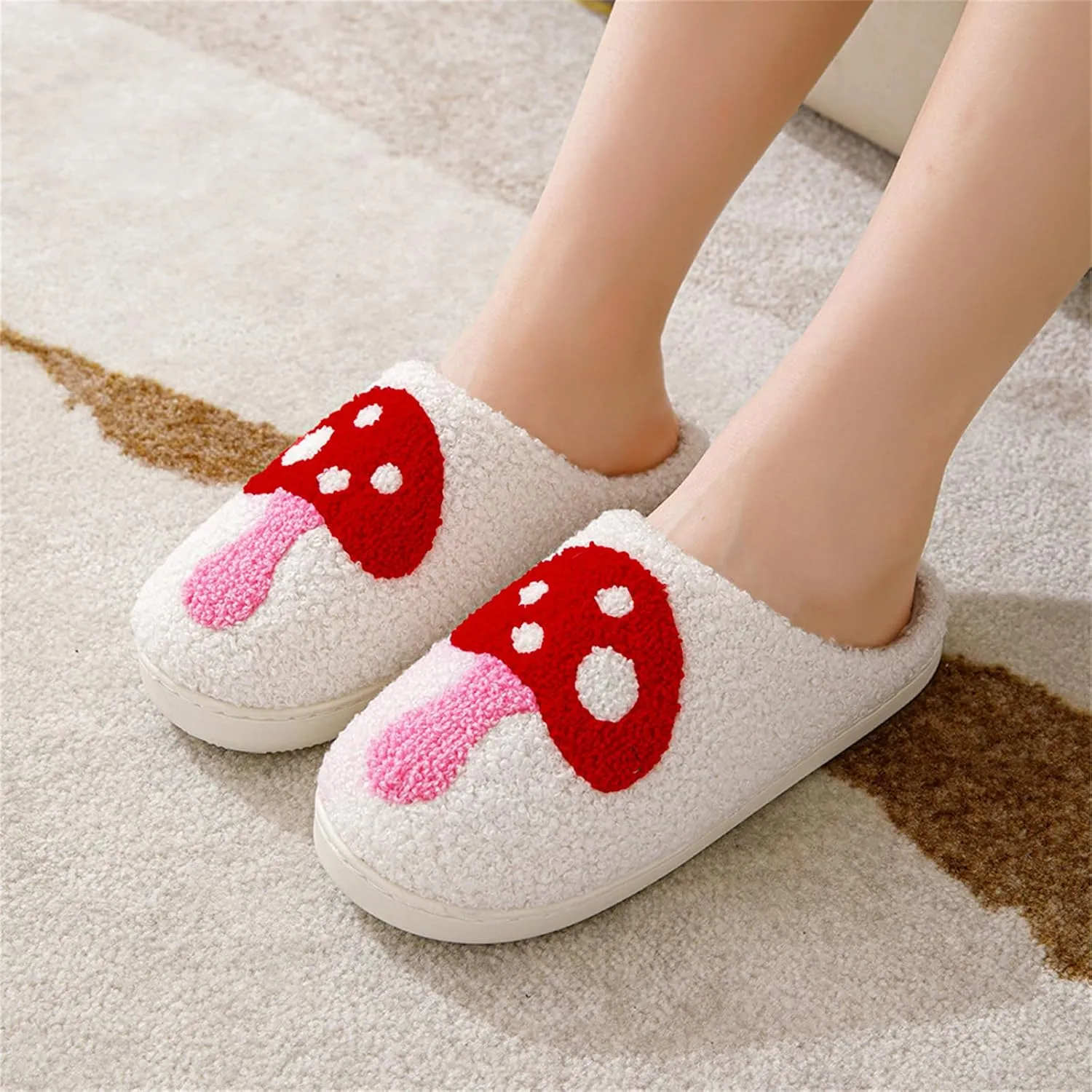 Cute Strawberry Pattern Women's Bedroom Slippers - Warm, Soft, Fuzzy, Non-Slip