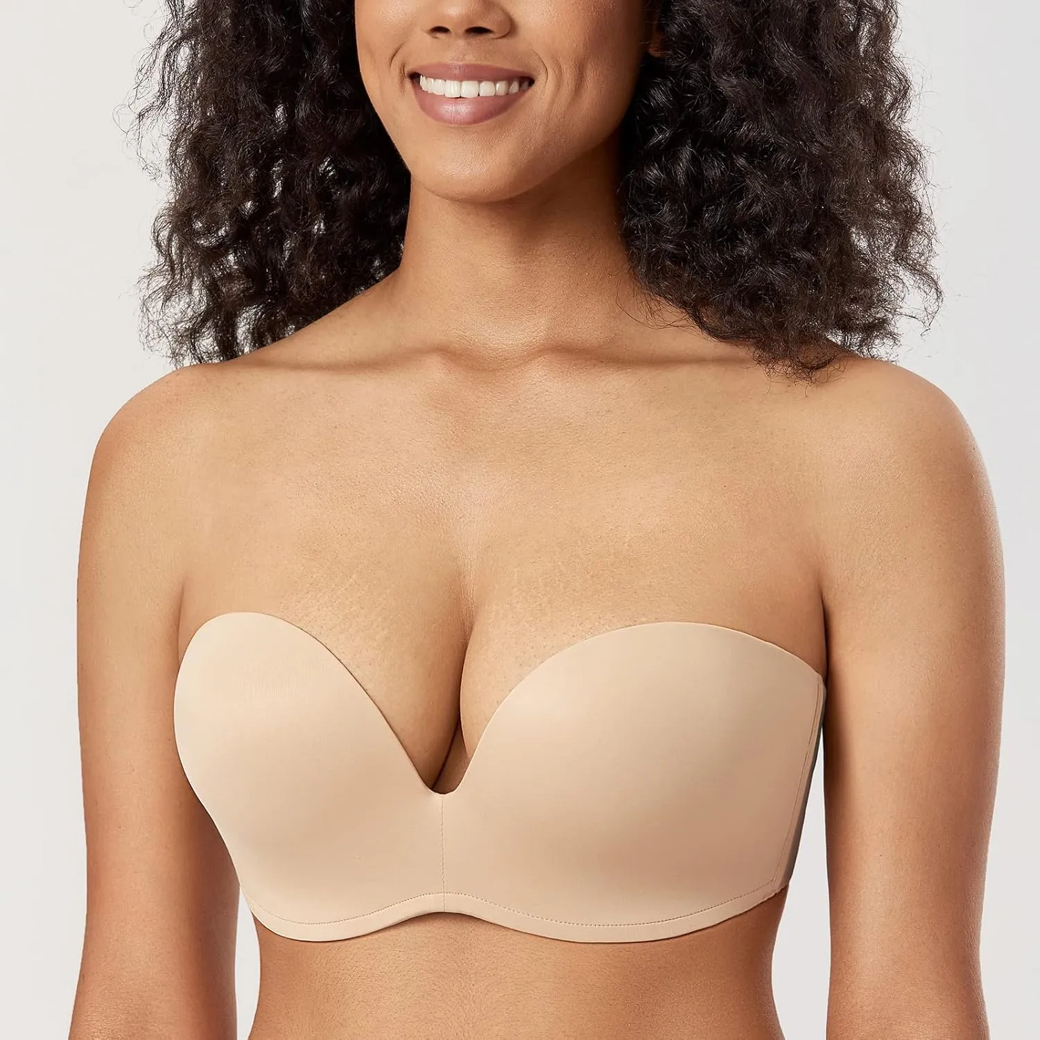 DELIMIRA Women's Strapless Bra Plunge Push Up for Big Busted Seamless Slightly Lined Support Lift Plus Size Invisible
