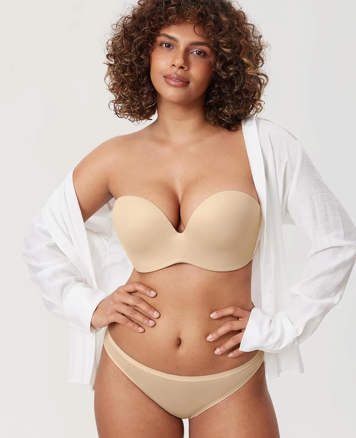 DELIMIRA Women's Strapless Bra Plunge Push Up for Big Busted Seamless Slightly Lined Support Lift Plus Size Invisible
