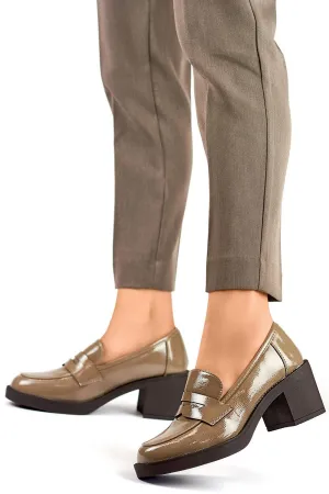 Elegant Sleek Timeless Block Heel Pumps