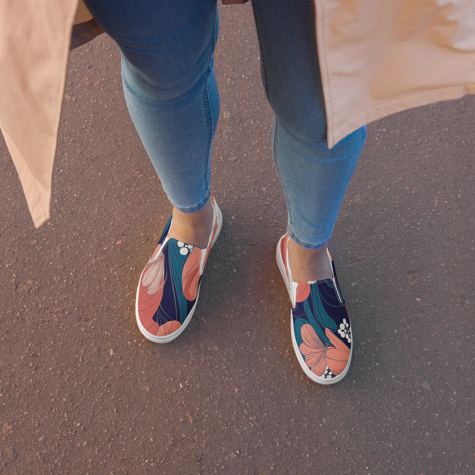 Floral Flow - Slip-on