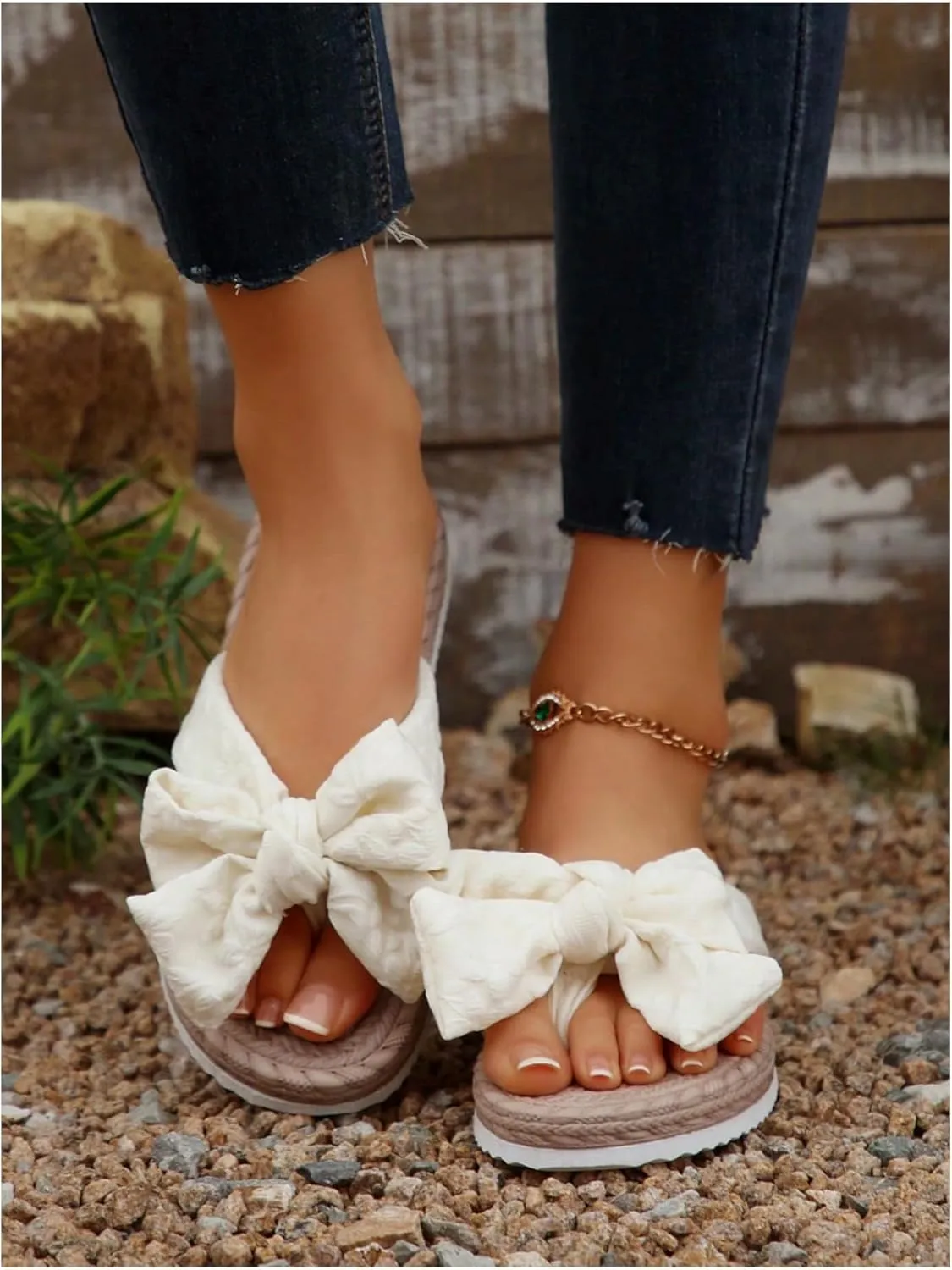GORGLITTER Women's Summer Beach Flip Flops Bow Cute Sandals 2025 Slip On Thong Flat Sandals