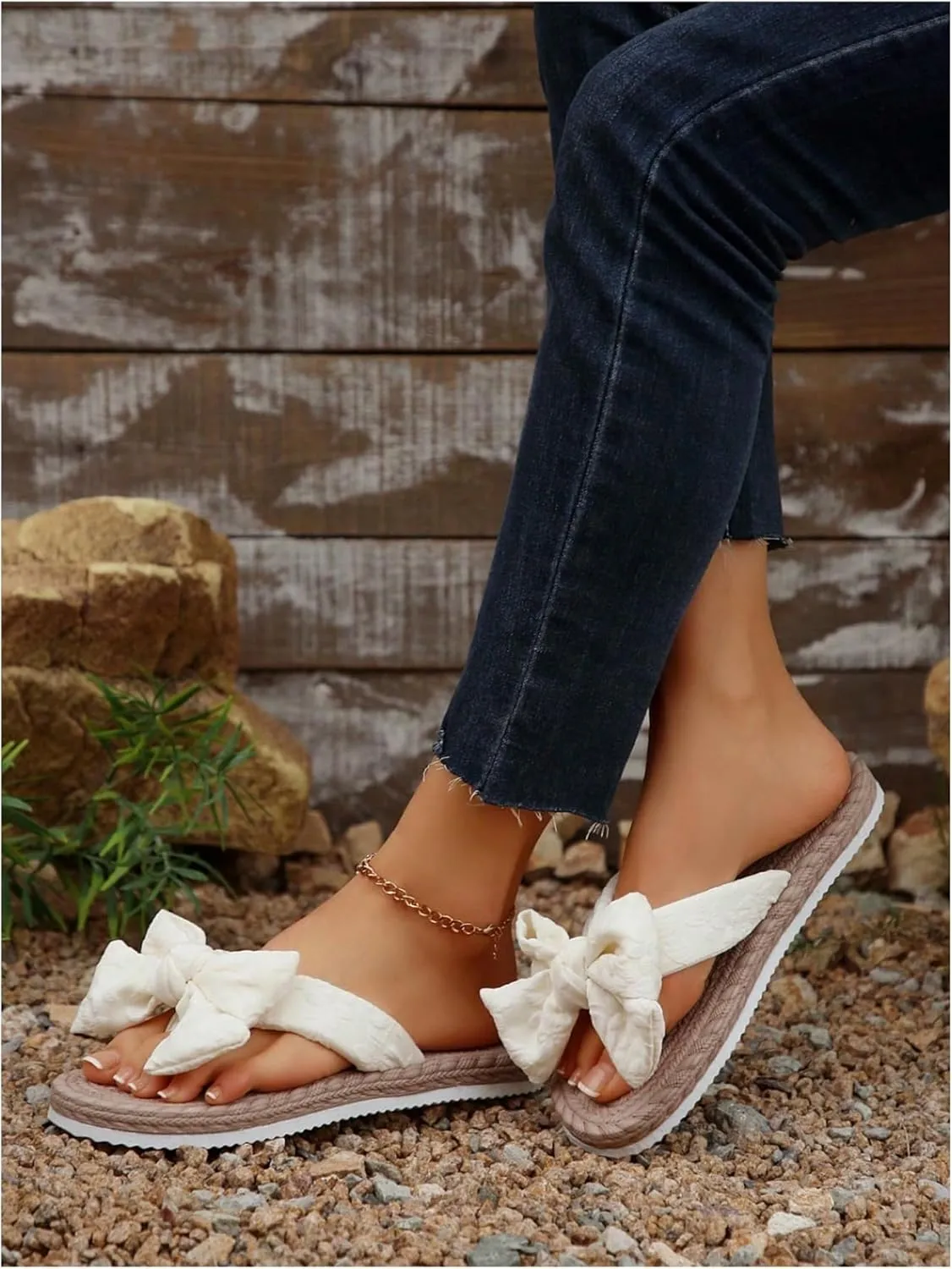 GORGLITTER Women's Summer Beach Flip Flops Bow Cute Sandals 2025 Slip On Thong Flat Sandals