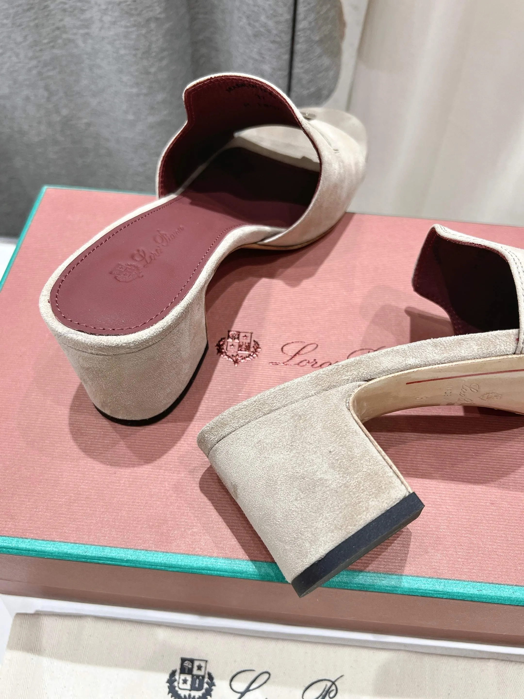 Grey Heel Sandal Velvet