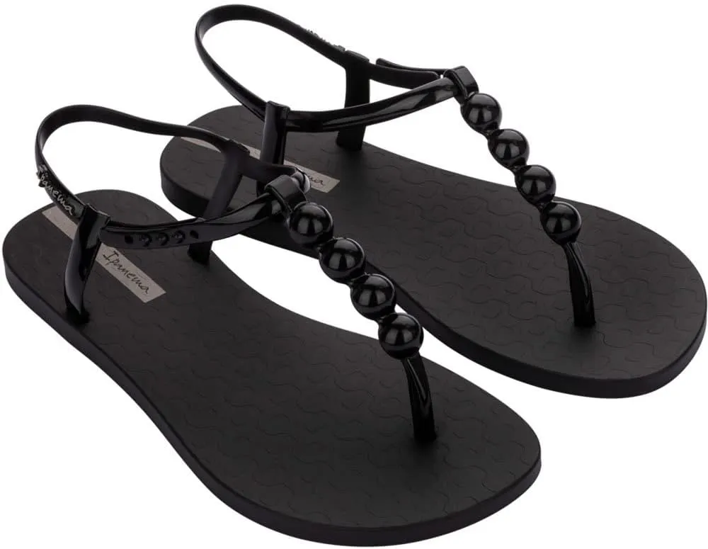 Ipanema Women's Modern Sandal