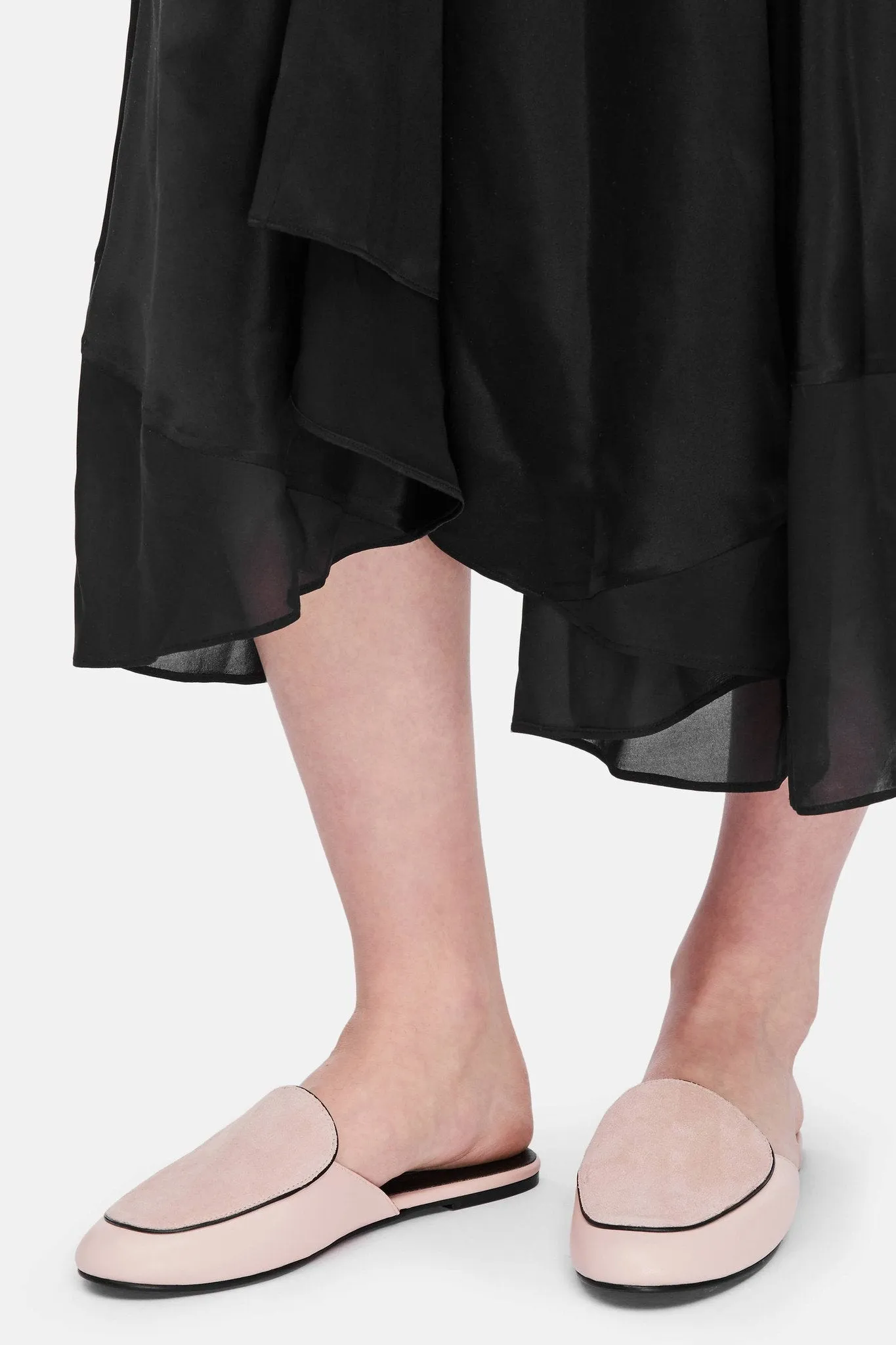 Liza Mule - Blush with Black Piping