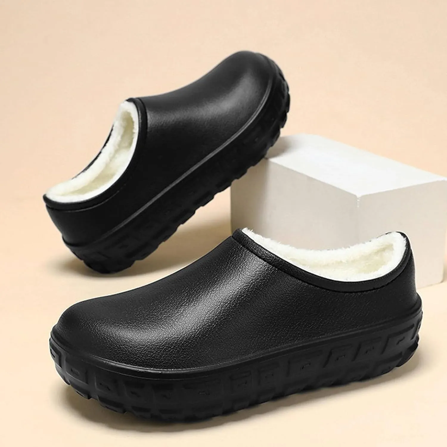 Men's Leather Slip-On Platform Chef Work Shoes Comfort Fully Fur Lined Waterproof Non Slip Soft Bottom Chef Muller Shoes for Caring Kitchen Garden Nurse Shoes