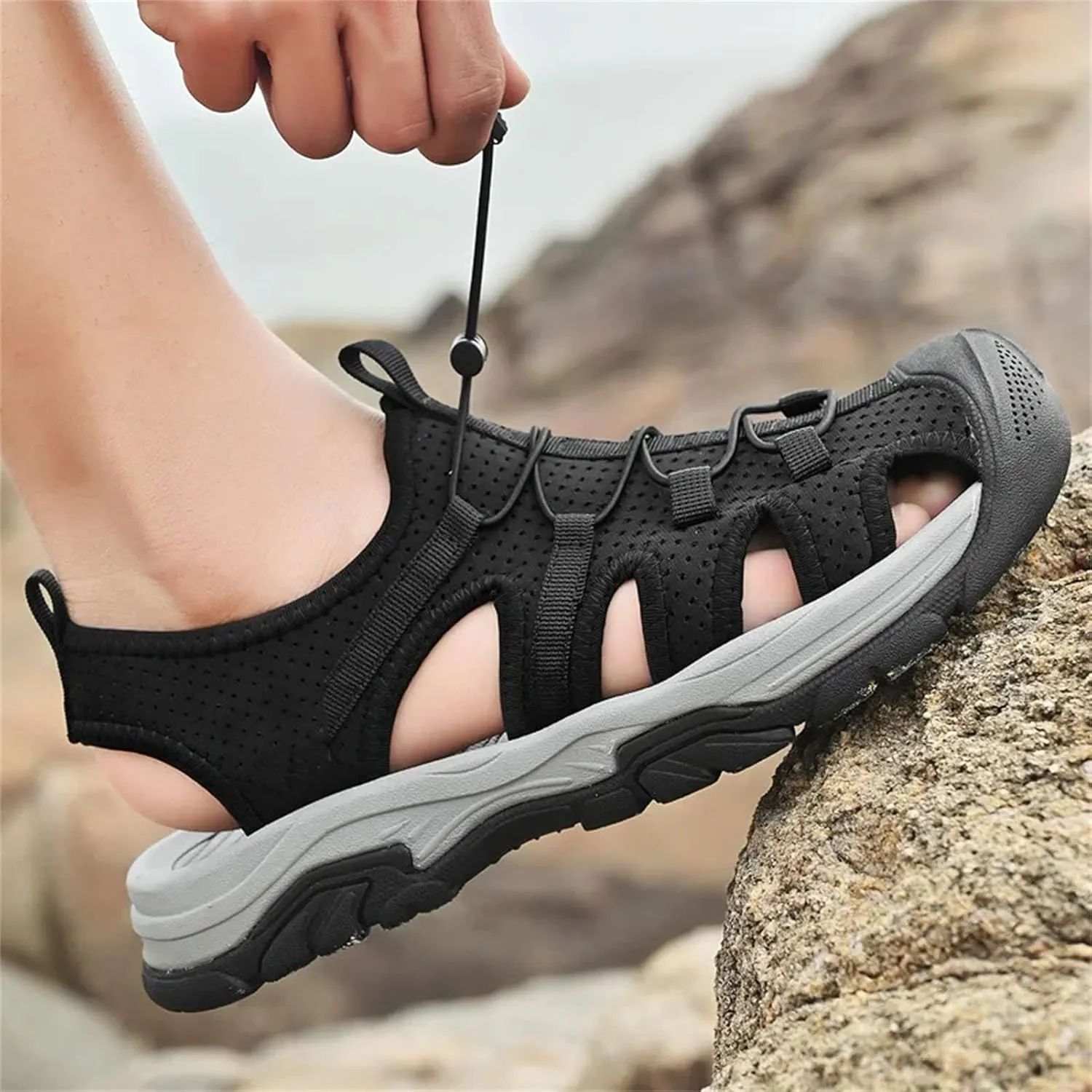 Men's Quick-Dry Hiking Sandals - Non-Slip Outdoor Beach Slippers with Cushioned