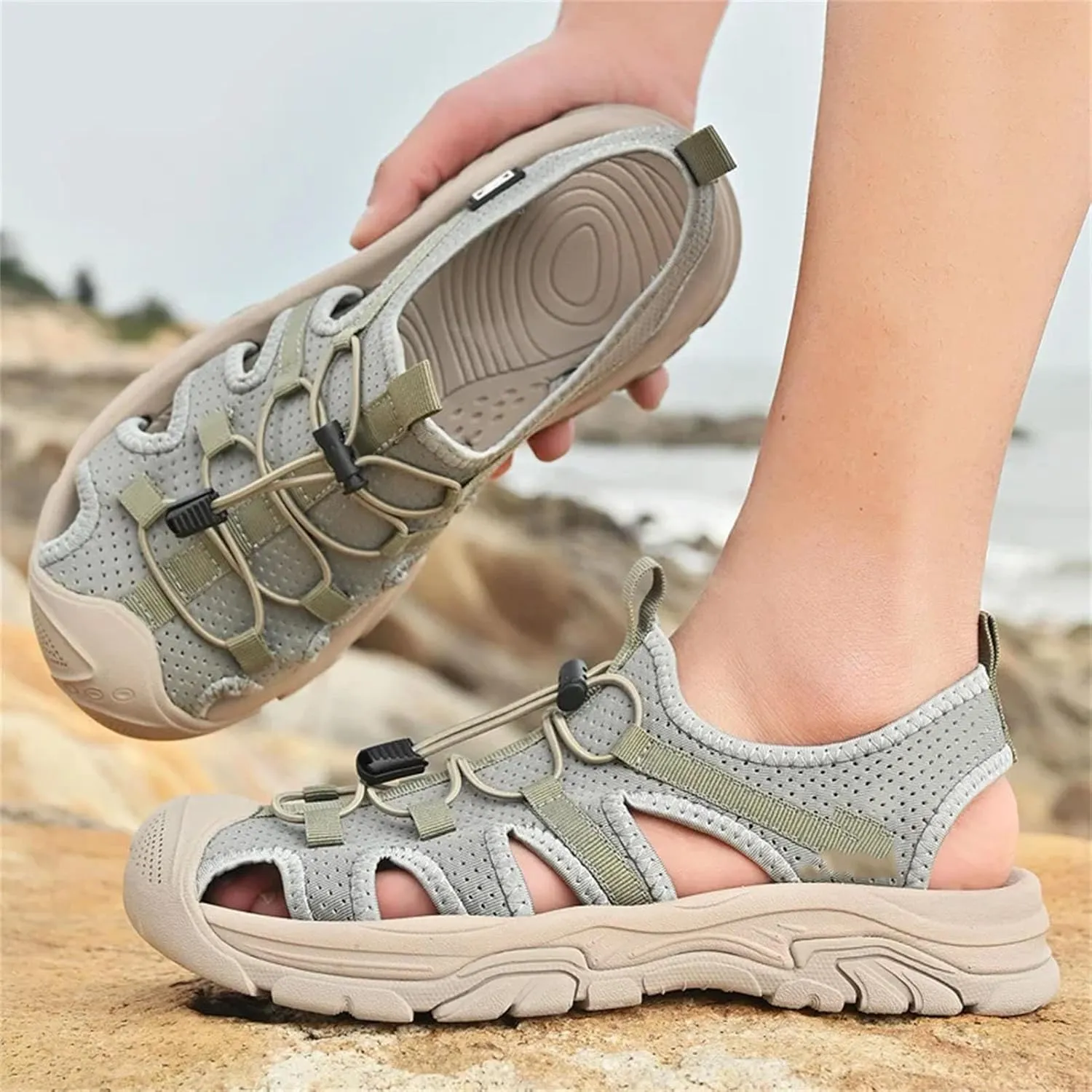 Men's Quick-Dry Hiking Sandals - Non-Slip Outdoor Beach Slippers with Cushioned