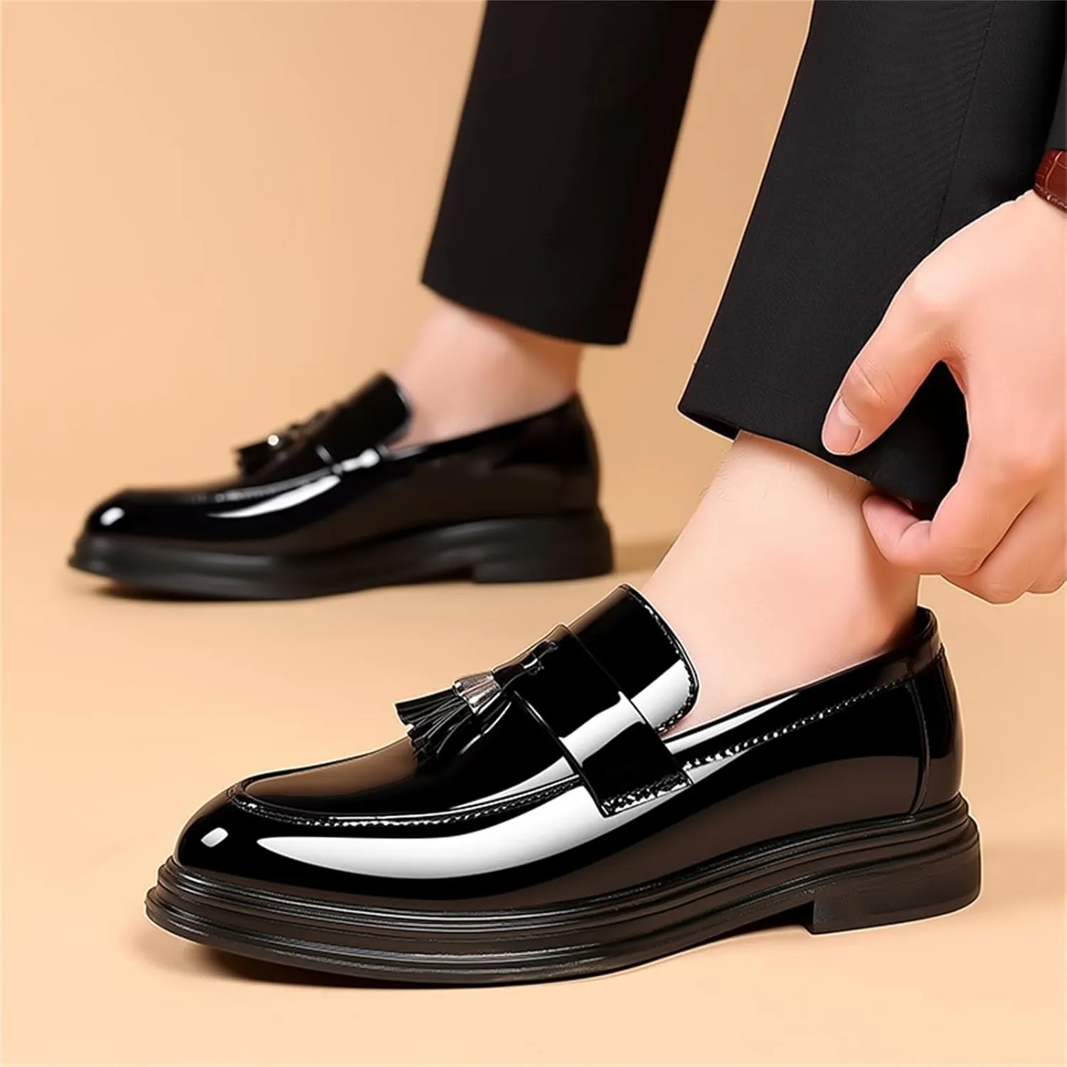Men's Tassels Patent Leather Penny Loafers Fashion Formal Business Casual Slip On Dress Shoes for Mens