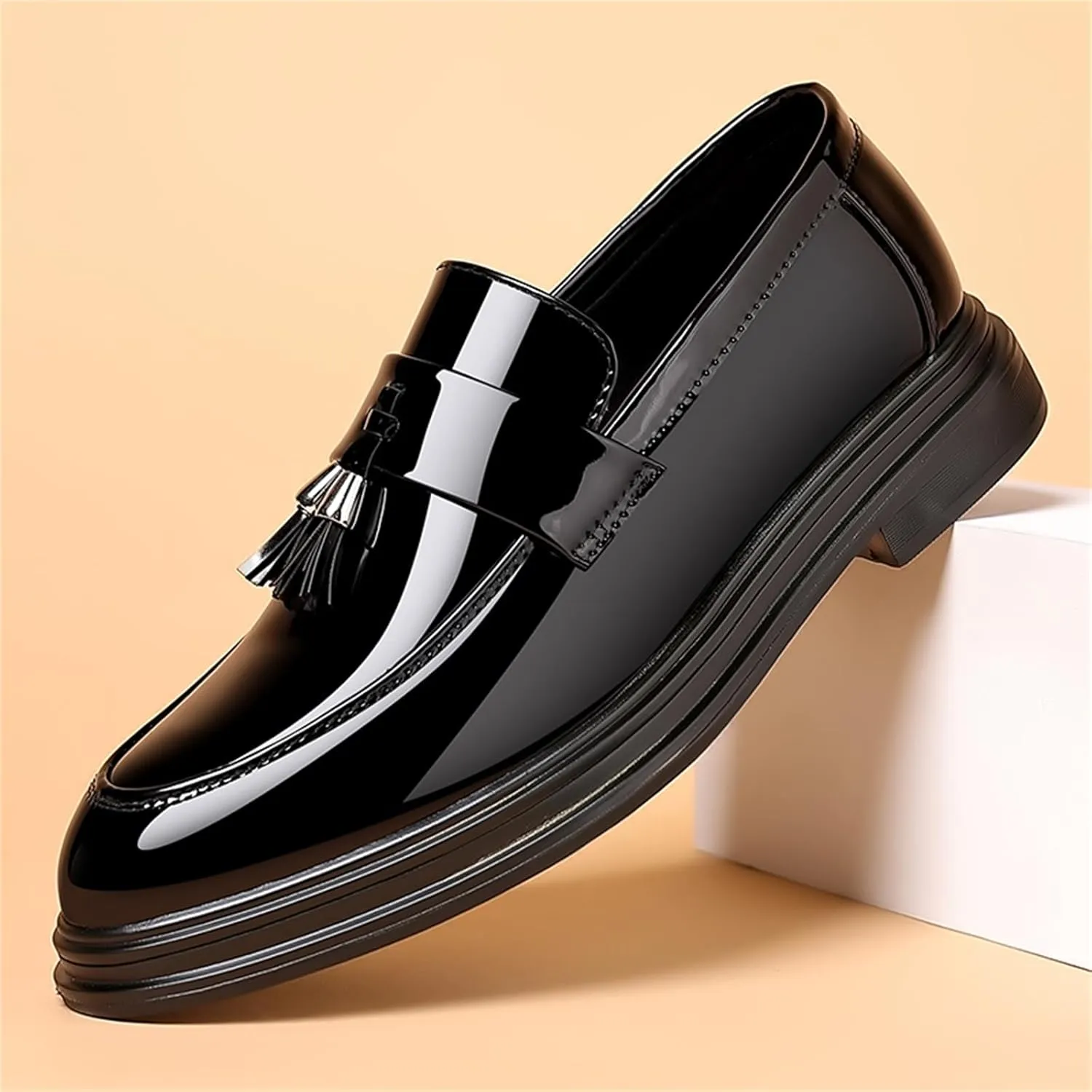 Men's Tassels Patent Leather Penny Loafers Fashion Formal Business Casual Slip On Dress Shoes for Mens