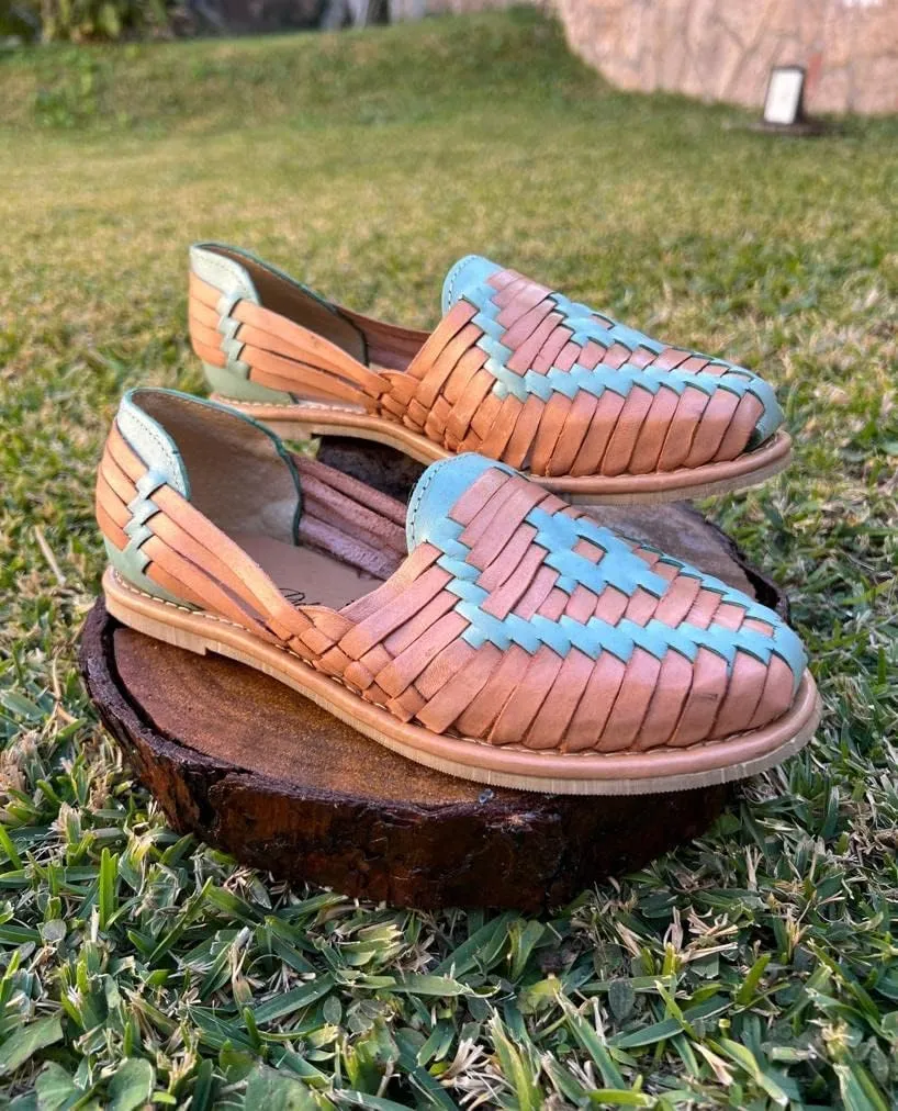 Mexico en la Piel Women's Huarache Sandals - Genuine Leather, Handcrafted Slip-On Flats with Two-Tone Interwoven Design, Lightweight, Comfortable