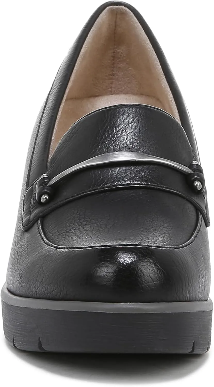 Naturalizer Soul Women's Achieve Loafer