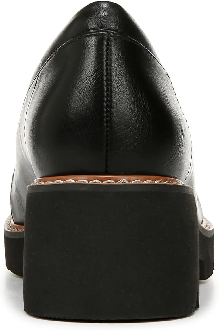 Naturalizer Women's Committed Loafer