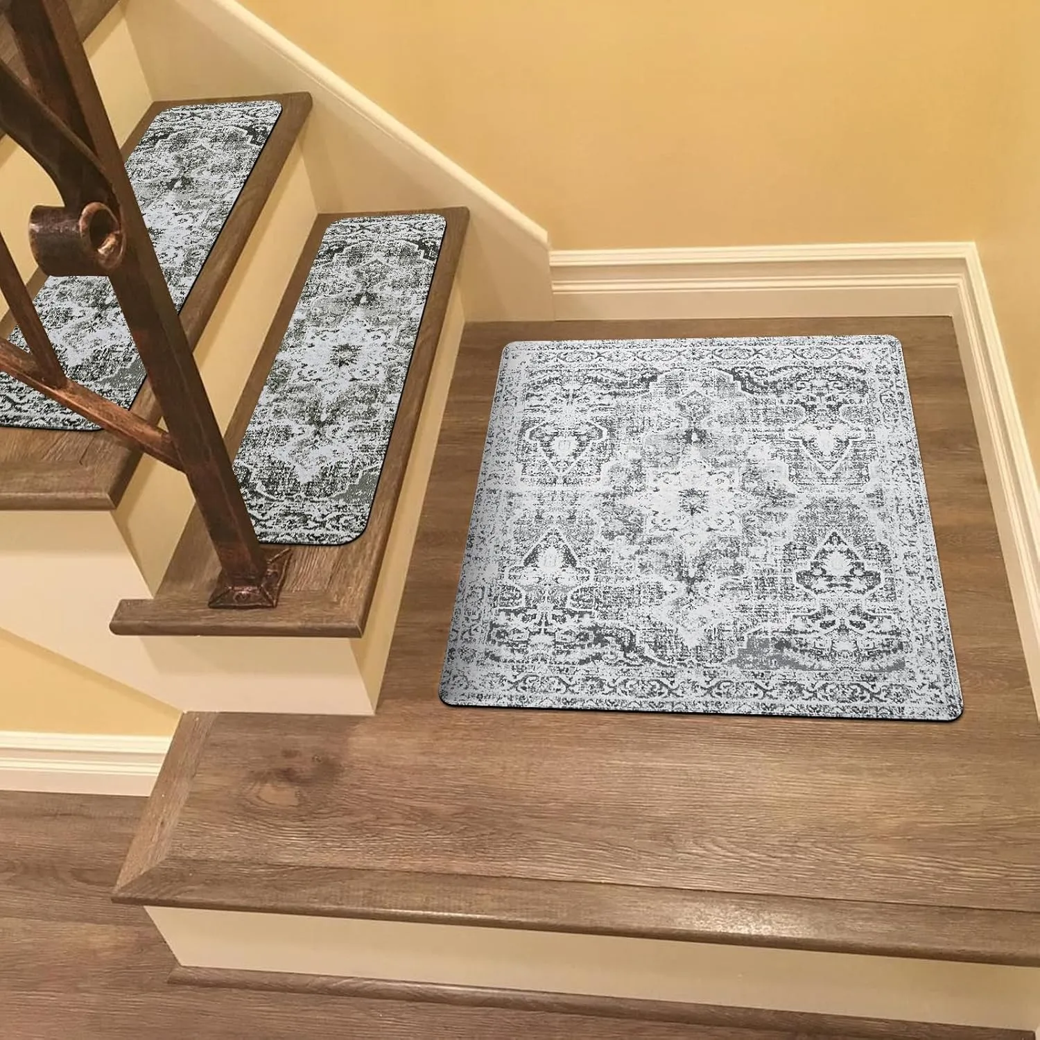 OJIA Stair Treads Non-Slip Matching Mat for Wooden Steps, Square Capet Stair Treads Rubber Backing Stair Runner Anti-Slip Stair Landing Mat 31x31 Inch