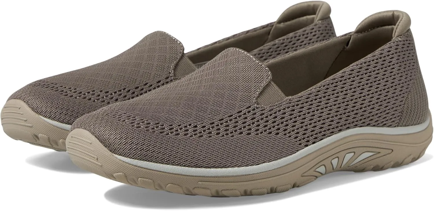 Skechers Modern Comfort Women's Reggae Fest-Willows Vibe Loafer Flat