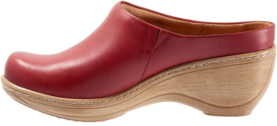 SoftWalk Women's Clogs
