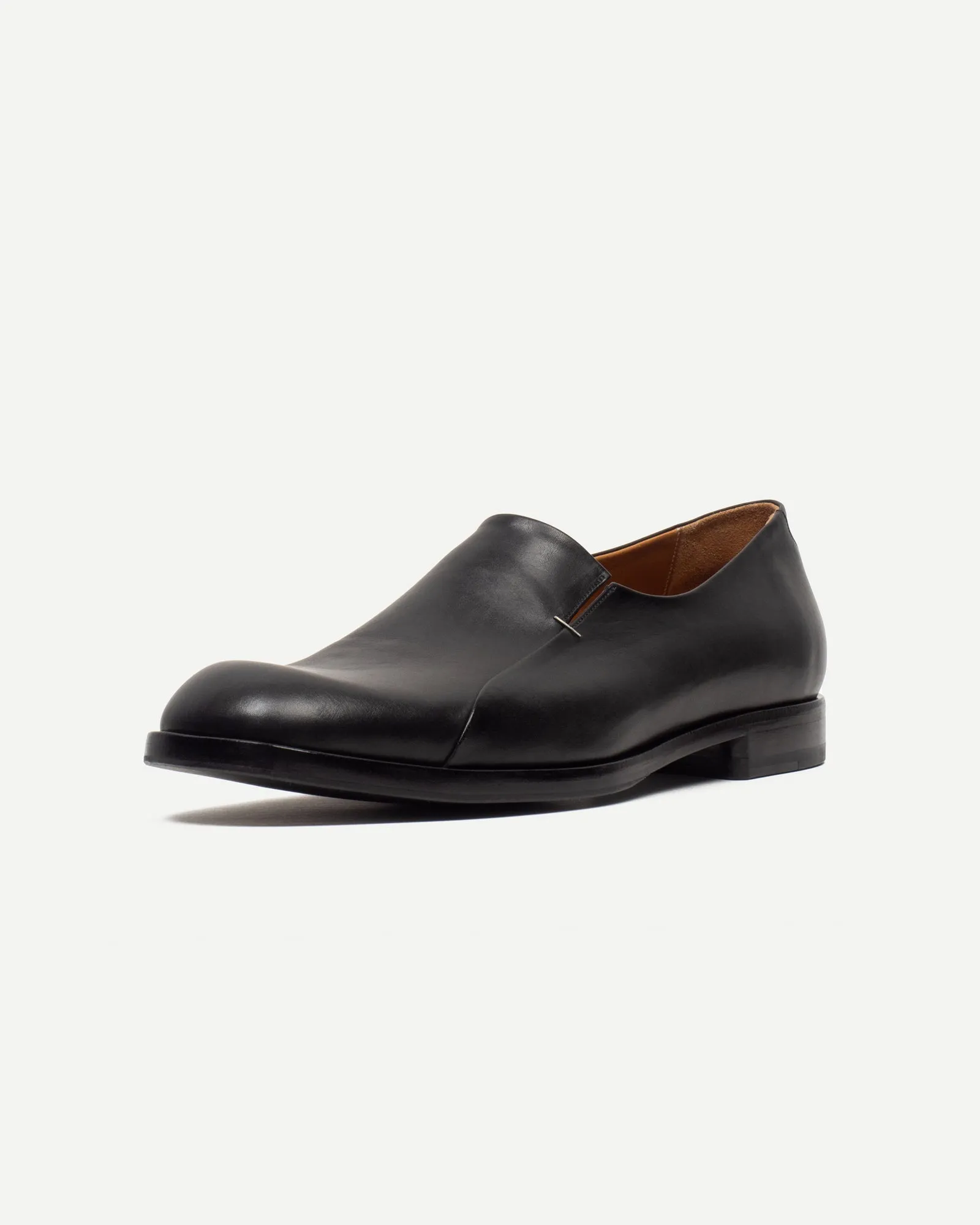 STAPLES SLIP-ON