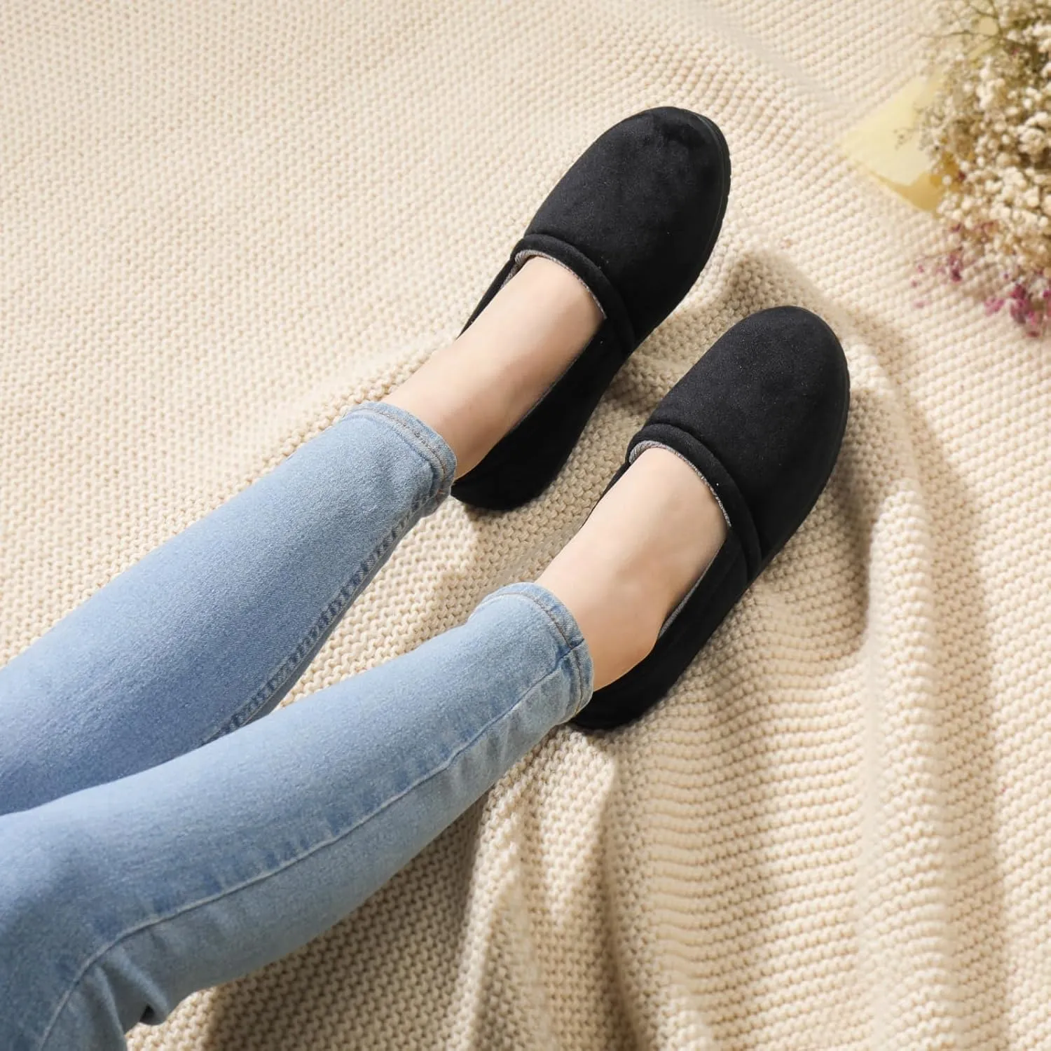 ULTRAIDEAS Women's Grace Closed Back Slippers, Memory Foam Loafer House Shoes with Rubber Sole