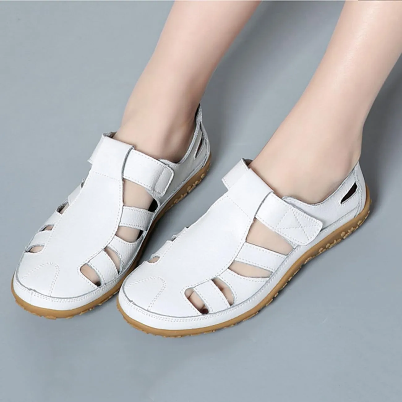 Women's Casual Walking Flat Sandals Lightweight Close Toe Dressy Sandals Summer Casual Shoes for Beach