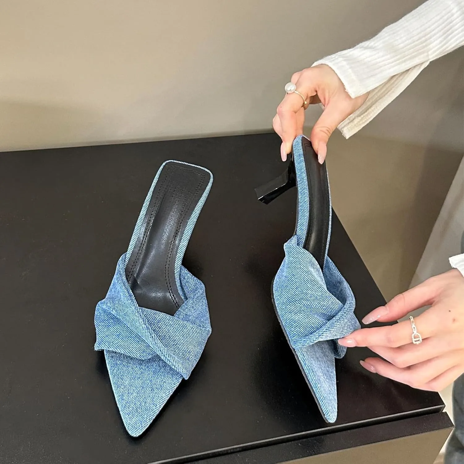 Women's Denim Kitten Heels Fashion Mules Sandals Sexy Crisscross Slingback Low Stiletto Slip-On Slides Sandals Open Pointed Toe Wedding Party Dress Pumps Slipper