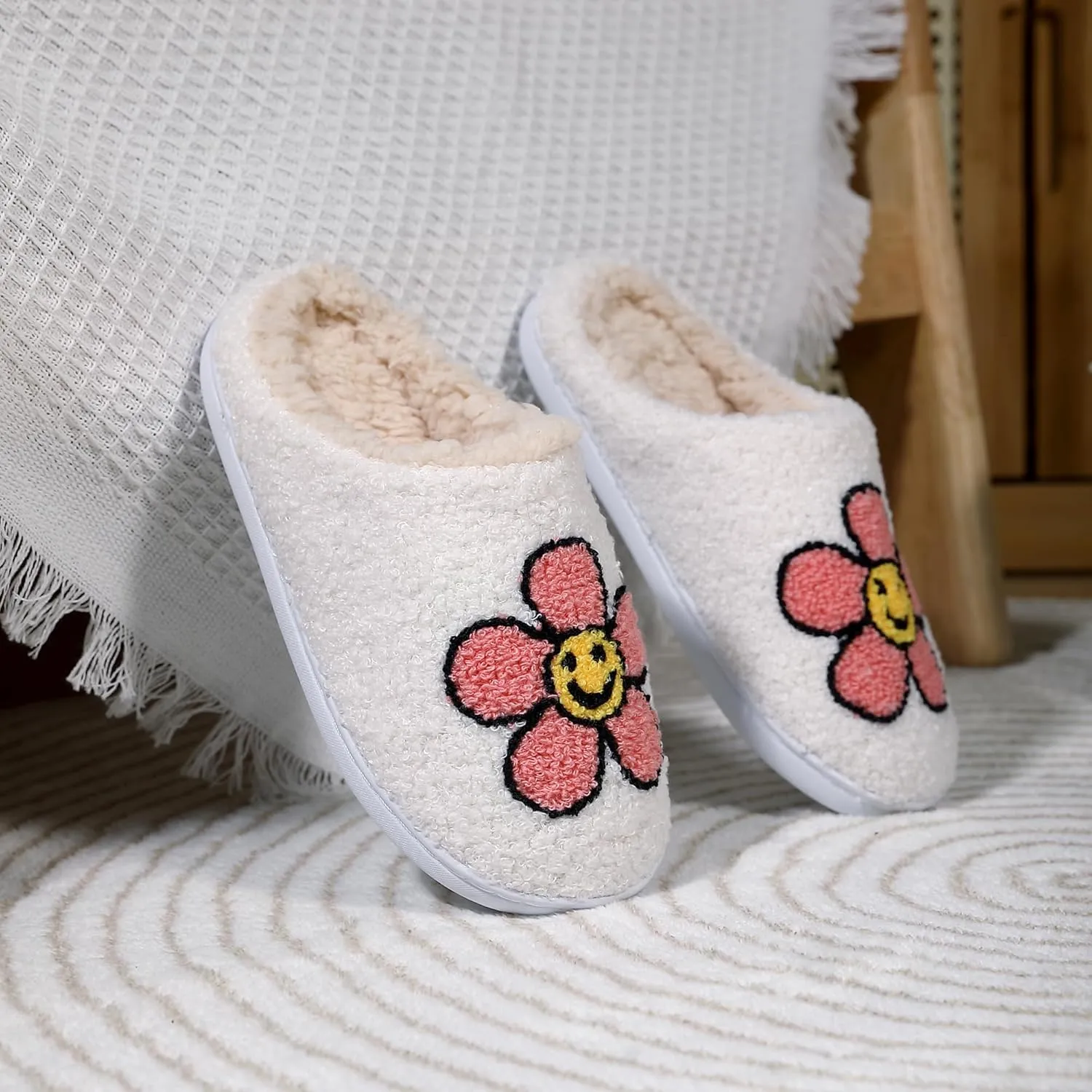 Womens House Slippers Soft Plush Lightweight Slip-On Slippers for Indoor Home