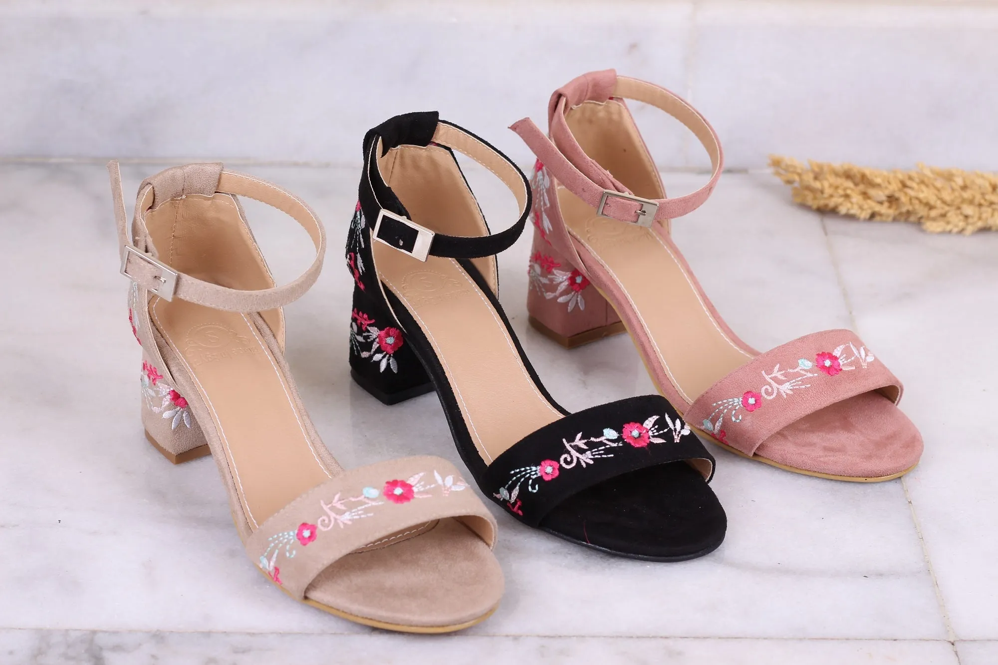Women's Sandal 8005_40